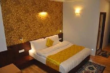 The Golden Crest Hotel Gangtok Esterno foto